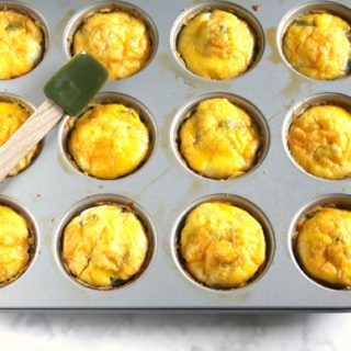 These delicious breakfast egg cups are easy to make ahead of time and perfect for busy mornings!