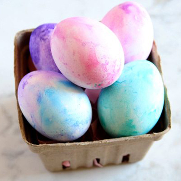 How to Create Watercolor Easter Eggs