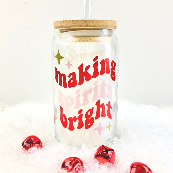 How to Make a Christmas Can Glass with a Vinyl Wrap